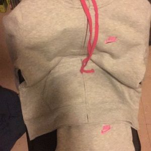Nike jogging suit